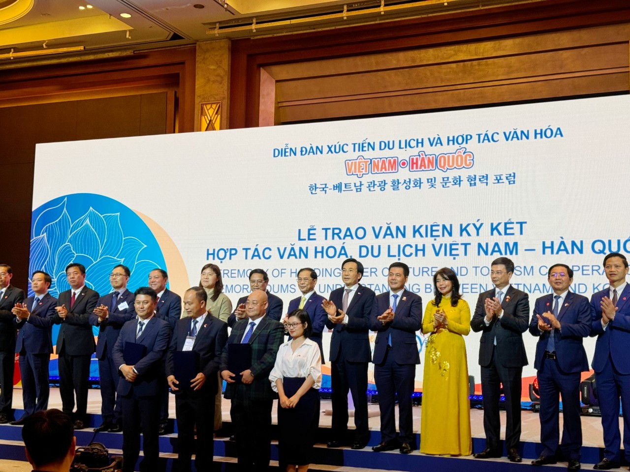 Ký kết MOU trong lĩnh vực VH-DL dưới sự chứng kiến của chính phủ 2 nước